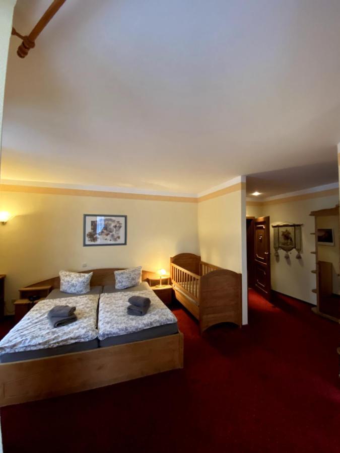 Hotel Haus Belger Großziethen Esterno foto